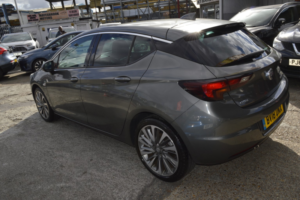 2018 Vauxhall Astra 1.4 I Turbo Elite Nav in Grey — image 4