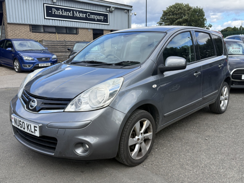 2010 Nissan Note 1.6 16v Tekna in Grey — image 1