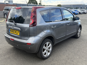 2010 Nissan Note 1.6 16v Tekna in Grey — image 2