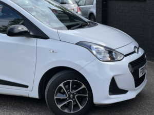 2018 Hyundai I10 1.0 I10 Go! Se 1.0 in White — image 4