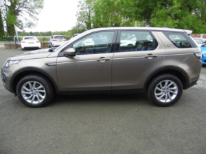 2017 Land Rover Discovery Sport 2.0 Td4 Se Tech Auto 4WD Euro 6 (s/s) 5dr in Brown — image 4