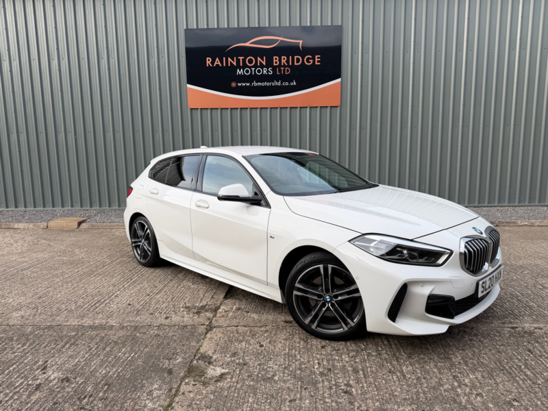 2020 BMW 1 Series 1.5 118i M Sport Hatchback 5dr Petrol Manual Euro 6 (s/s) (140 Ps) in White — image 1