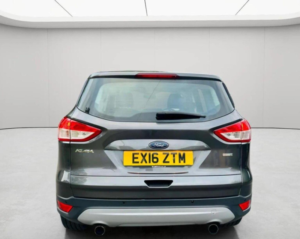 2016 Ford Kuga 1.5t Ecoboost Zetec 2WD Euro 6 (s/s) 5dr in Grey — image 5