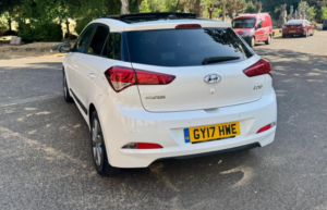 2017 Hyundai I20 1.4 Premium Se Nav Auto Euro 6 5dr in White — image 4