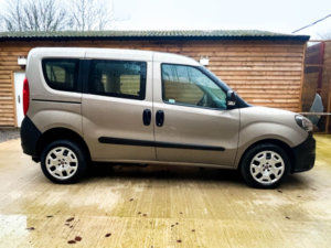 2019 Fiat Doblo 3 SEAT Wheelchair Accessible Disabled Access Vehicle Wav in Bronze — image 6