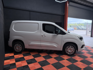 2023 Vauxhall Combo 1.5 Turbo D 2300 Pro Panel Van 5dr Diesel Manual L1 H1 Euro 6 (s/s) (100 Ps) in White — image 3