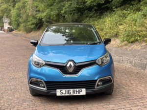 2016 Renault Captur 1.5 Dynamique S Nav Dci 90 in Blue — image 4
