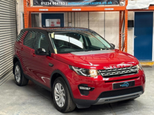 2017 Land Rover Discovery Sport 2.0 Td4 Se Tech Auto 4WD Euro 6 (s/s) 5dr in Red — image 3