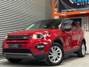 2017 Land Rover Discovery Sport 2.0 Td4 Se Tech Auto 4WD Euro 6 (s/s) 5dr in Red — image 4
