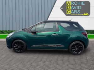 2018 Ds Automobiles Ds 3 1.6 Bluehdi Connected Chic in Green — image 4