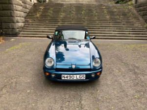 1995 MG Rv8 4.0 in Blue — image 4