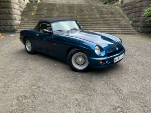 1995 MG Rv8 4.0 in Blue — image 5
