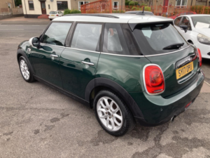 2017 MINI Hatch 1.5 5-Door Hatch Cooper in Green — image 6