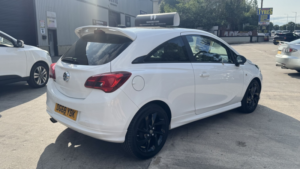2018 Vauxhall Corsa 1.4 I Ecotec Sri Vx Line Nav Black Edition White 3dr 1 Keeper+8 Stamps+satnav in White — image 4