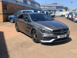 2017 Mercedes-Benz Cla 2.1 Cla200d Amg Line in Grey — image 4
