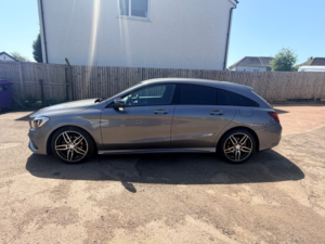 2017 Mercedes-Benz Cla 2.1 Cla200d Amg Line in Grey — image 5