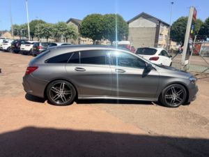 2017 Mercedes-Benz Cla 2.1 Cla200d Amg Line in Grey — image 6