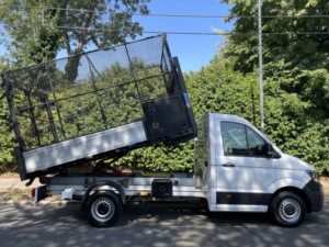 2022 Volkswagen Crafter 2.0 Tdi Cr35 Startline Tipper in White — image 6