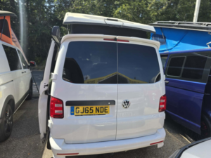 2015 Volkswagen Transporter 2.0 Tdi T26 Bluemotion Tech Startline in White — image 3