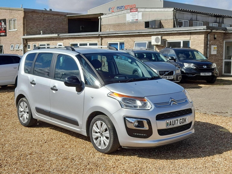 2017 Citroen C3 Picasso 1.2 Puretech Edition Euro 6 5dr in Silver — image 1