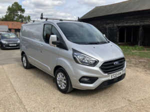 2022 Ford Transit Custom 2.0 Transit Custom Limited Van 280 L1 2.0l Ecoblue 130ps Fwd 6 Speed Manual in Silver — image 2