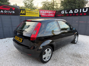 2004 Ford Fiesta 1.25 Lx 3dr in Black — image 4