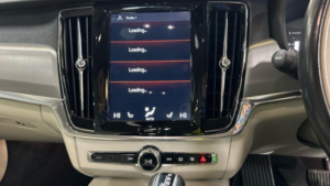 2018 Volvo V90 2.0 D4 Momentum Auto Euro 6 (s/s) 5dr in Bronze — image 4
