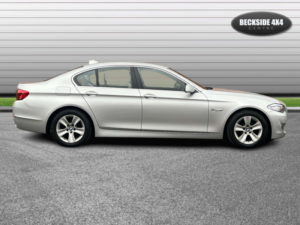 2010 BMW 5 Series 2.0 520d Se 4dr in Silver — image 2