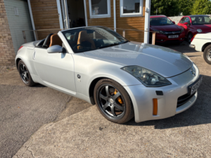 2009 Nissan 350 Z 350 Z in Silver — image 3