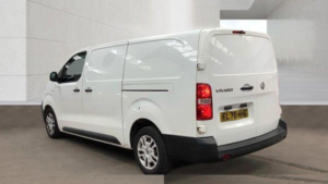 2020 Vauxhall Vivaro 2.0 Turbo D 3100 Dynamic L2 H1 Euro 6 (s/s) 6dr in White — image 3