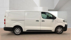 2020 Vauxhall Vivaro 2.0 Turbo D 3100 Dynamic L2 H1 Euro 6 (s/s) 6dr in White — image 5
