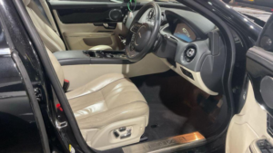 2013 Jaguar Xj 3.0d V6 Portfolio Auto Euro 5 (s/s) 4dr (lwb) in Black — image 2