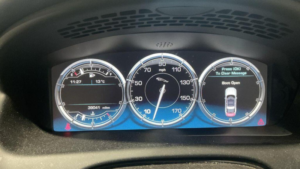 2013 Jaguar Xj 3.0d V6 Portfolio Auto Euro 5 (s/s) 4dr (lwb) in Black — image 4