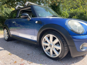 2009 MINI Hatch 1.6 Cooper Euro 4 3dr in Blue — image 4