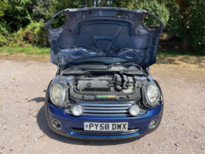 2009 MINI Hatch 1.6 Cooper Euro 4 3dr in Blue — image 5
