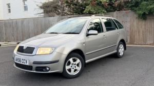 2006 Skoda Fabia 1.4 16v Elegance in Beige — image 3