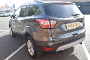 2018 Ford Kuga 1.5 Tdci Titanium Euro 6 (s/s) 5dr in Grey — image 5