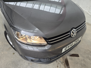 2014 Volkswagen Touran 1.6 Tdi Se in Grey — image 2