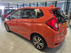 2019 Honda Jazz 1.3 I-Vtec Ex Hatchback 5dr Petrol CVT Euro 6 (s/s) (102 Ps) in Orange — image 2