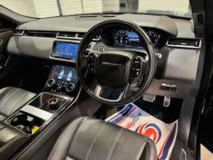 2019 Land Rover Range Rover Velar 2.0 D180 R-Dynamic Se Auto 4WD Euro 6 (s/s) 5dr in Black — image 2