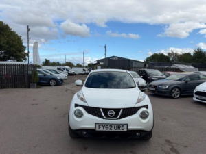2012 Nissan Juke 1.6 Acenta Premium Euro 5 (s/s) 5dr in White — image 2