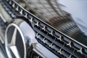 2025 Mercedes-Benz V Class 2.0 V220d Premium MPV 5dr Diesel G-Tronic+ Euro 6 (s/s) (8 Seat, Extra Long) (163 Ps) in Black — image 6