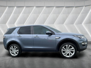 2019 Land Rover Discovery Sport 2.0 Td4 Hse Luxury Auto 4WD Euro 6 (s/s) 5dr in Blue — image 4