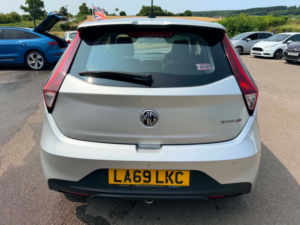 2019 MG Mg3 1.5 Vti-Tech Exclusive Hatchback 5dr Petrol Manual Euro 6 (s/s) (106 Ps) in Silver — image 3