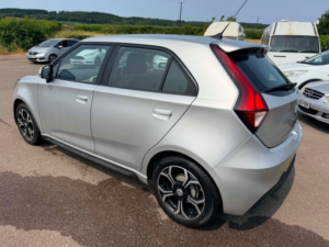 2019 MG Mg3 1.5 Vti-Tech Exclusive Hatchback 5dr Petrol Manual Euro 6 (s/s) (106 Ps) in Silver — image 4