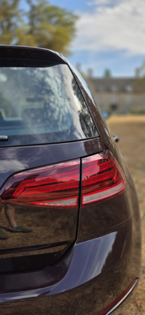2017 Volkswagen Golf 1.4 Tsi Se Nav in Black — image 2