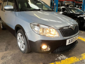 2010 Skoda Roomster 1.2 Tsi Scout DSG Euro 5 5dr in Blue — image 3