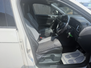 2022 Volkswagen T-Roc 1.5 Tsi R-Line in Grey — image 6