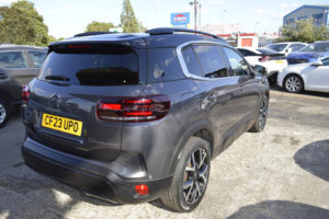 2023 Citroen C5 Aircross 1.6 C5 Aircross C-Series Edition Plug-In Hybrid (puretech 180 Petrol + 80 Kw Electric) in Grey — image 2