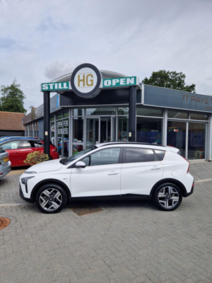 2023 Hyundai Bayon 1.0 T-Gdi Mhev Premium Dct Euro 6 (s/s) 5dr in White — image 4